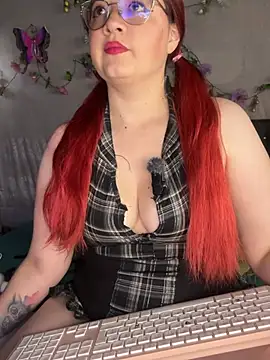 NinaGauther online show from 06/26/26, 03:16