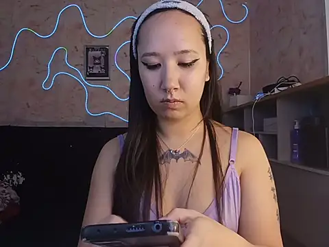 Japabaixinha online show from 06/06/26, 11:37