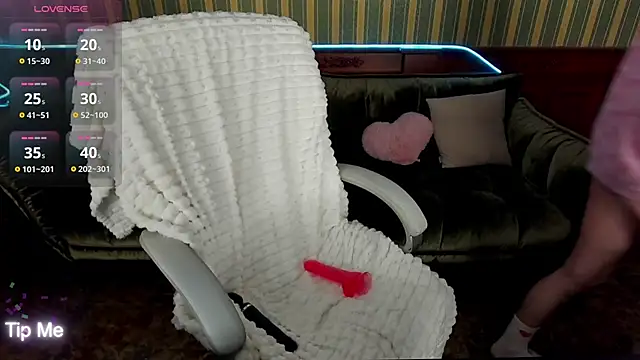MilaSecrett online show from 12/11/24, 05:37