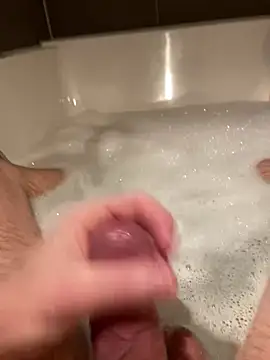 Snapshot of LivingLegend1978 chatting on 01/01/25, 02:52 LivingLegend1978 online show from 01/01/25, 02:52