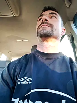 Snapshot of LOREDAN1 chatting on 02/24/25, 02:37 LOREDAN1 online show from 02/24/25, 02:37