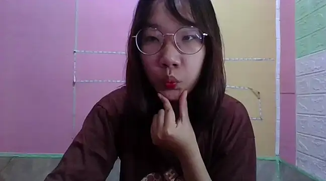 Snapshot of Nanoko chatting on 02/01/25, 11:43 Nanoko online show from 02/01/25, 11:43