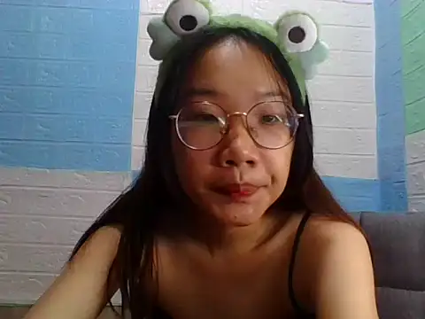 Snapshot of Nanoko chatting on 09/28/25, 01:55 Nanoko online show from 09/28/25, 01:55