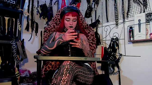 Agatha BDSM online show from 01/11/25, 07:49