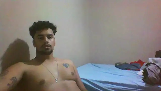 Snapshot of Xcumshot33 chatting on 10/02/25, 03:02 Xcumshot33 online show from 10/02/25, 03:02