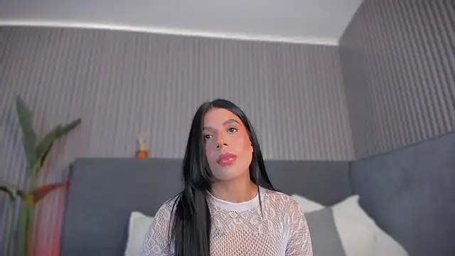 emelie 89 online show from 07/06/26, 12:13