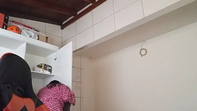 Snapshot of bombomepimenta chatting on 11/10/25, 03:22 bombomepimenta online show from 11/10/25, 03:22