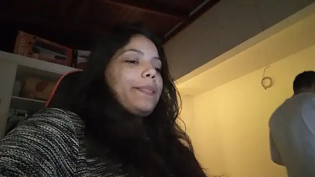 Snapshot of bombomepimenta chatting on 11/11/25, 03:28 bombomepimenta online show from 11/11/25, 03:28