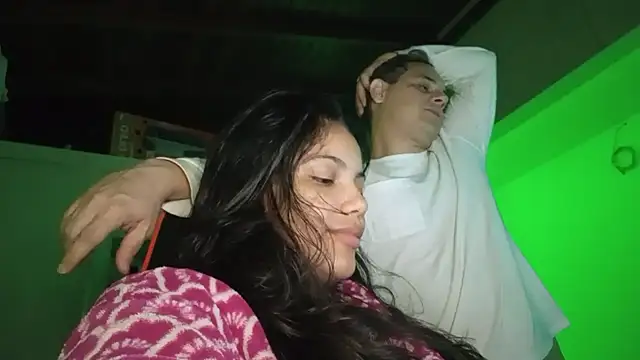 Snapshot of bombomepimenta chatting on 11/13/25, 03:16 bombomepimenta online show from 11/13/25, 03:16