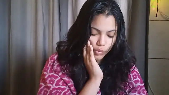 Snapshot of bombomepimenta chatting on 11/21/25, 09:19 bombomepimenta online show from 11/21/25, 09:19