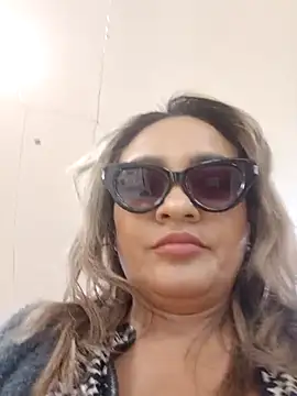 Afroditecash online show from 10/29/25, 06:09