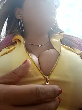 Afroditecash online show from 11/20/25, 06:18