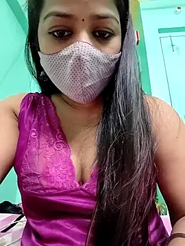 Snapshot of Monalisa_Singh chatting on 09/26/25, 05:50 Monalisa Singh online show from 09/26/25, 05:50