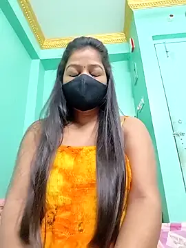 Snapshot of Monalisa_Singh chatting on 10/14/25, 05:58 Monalisa Singh online show from 10/14/25, 05:58