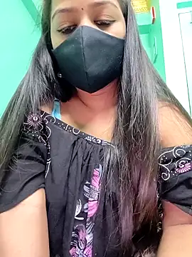 Snapshot of Monalisa_Singh chatting on 10/15/25, 05:13 Monalisa Singh online show from 10/15/25, 05:13