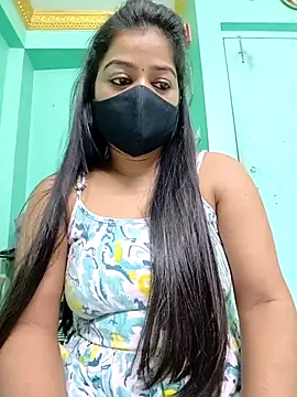 Snapshot of Monalisa_Singh chatting on 10/21/25, 06:30 Monalisa Singh online show from 10/21/25, 06:30