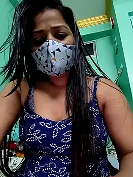 Snapshot of Monalisa_Singh chatting on 11/02/25, 06:10 Monalisa Singh online show from 11/02/25, 06:10