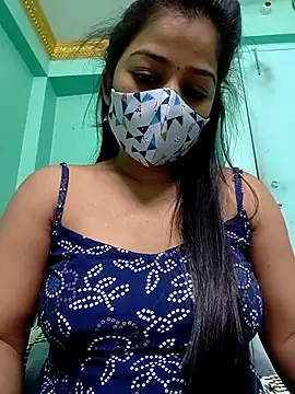 Snapshot of Monalisa_Singh chatting on 11/04/25, 10:14 Monalisa Singh online show from 11/04/25, 10:14