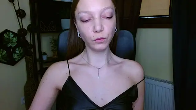 EmillyPlay online show from 02/27/26, 06:57
