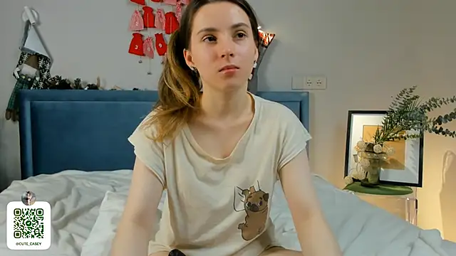 DonnaBurkee online show from 01/12/25, 10:54