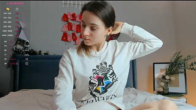 DonnaBurkee online show from 01/16/25, 04:07