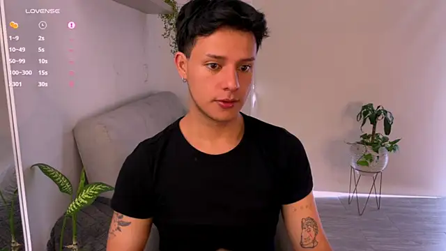 Alexxblue online show from 10/18/25, 05:14