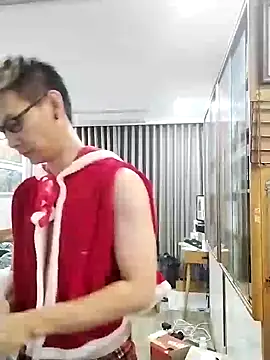 horny slavedog online show from 12/24/24, 04:40