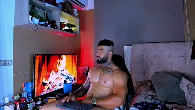 naugthy dominant online show from 12/06/24, 07:32