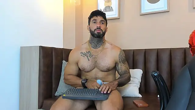 naugthy dominant online show from 02/10/25, 04:41