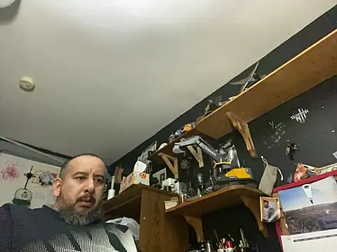Snapshot of ElPollo77 chatting on 01/20/25, 11:21 ElPollo77 online show from 01/20/25, 11:21