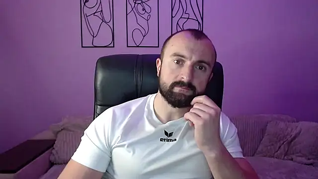 brindlefly6969 online show from 10/14/25, 11:11