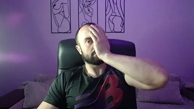 brindlefly6969 online show from 11/12/25, 12:16