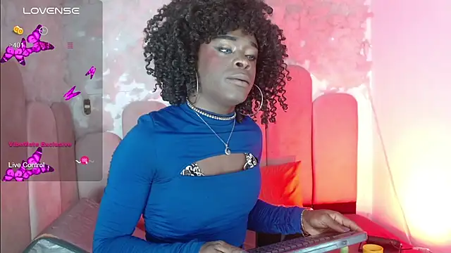 puca ebony online show from 05/26/26, 01:07