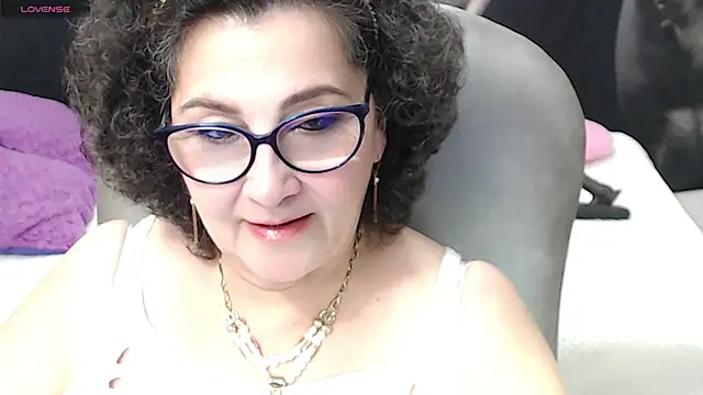 cataleya mom online show from 03/02/25, 03:56