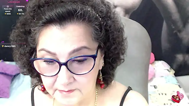 cataleya mom online show from 03/06/25, 12:32