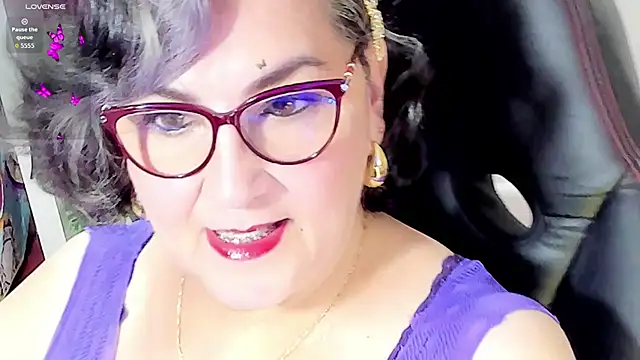 cataleya mom online show from 09/13/25, 05:07