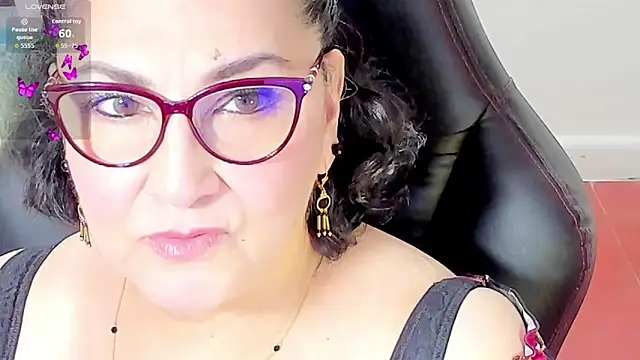 cataleya mom online show from 09/30/25, 12:48