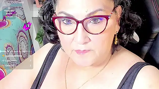 cataleya mom online show from 10/22/25, 03:51