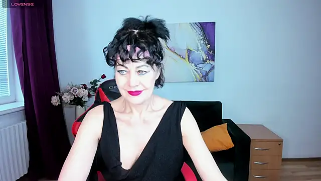 Snapshot of Silvia_Wallec chatting on 05/03/26, 05:13 Silvia Wallec online show from 05/03/26, 05:13