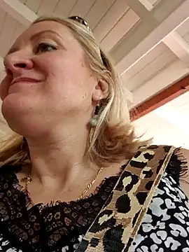 lady charlyne online show from 01/15/25, 03:18