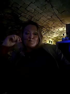 lady charlyne online show from 11/07/25, 08:31