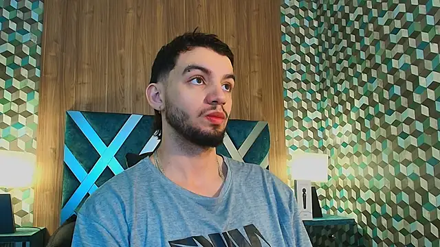 Snapshot of Michael_magno chatting on 11/01/25, 05:59 Michael magno online show from 11/01/25, 05:59