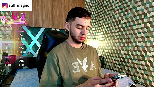 Snapshot of Michael_magno chatting on 12/03/25, 10:08 Michael magno online show from 12/03/25, 10:08