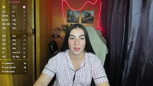Fiery Brunette  online show from 12/09/24, 12:19