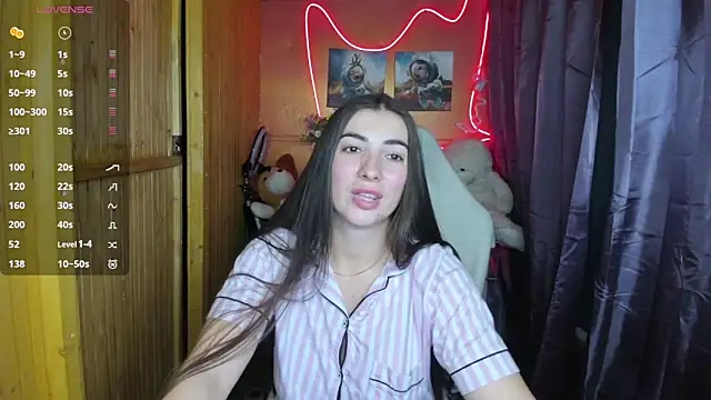Fiery Brunette  online show from 12/11/24, 02:22