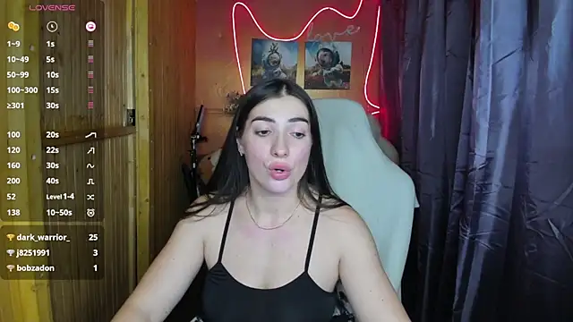 Fiery Brunette  online show from 12/30/24, 07:32
