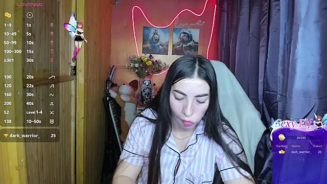 Fiery Brunette  online show from 01/01/25, 06:58