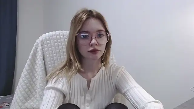 Snapshot of Sataobby chatting on 12/10/24, 02:06 Sataobby online show from 12/10/24, 02:06