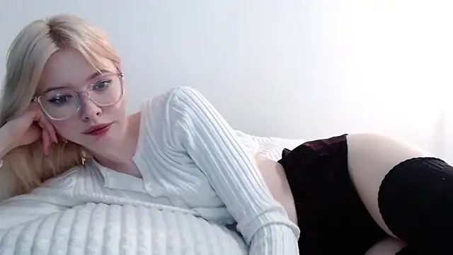 Snapshot of Sataobby chatting on 01/24/25, 04:39 Sataobby online show from 01/24/25, 04:39