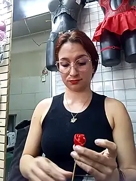 Paula382023 online show from 02/04/25, 08:59